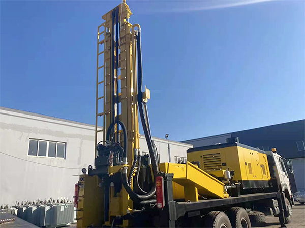 how does a well drilling truck work