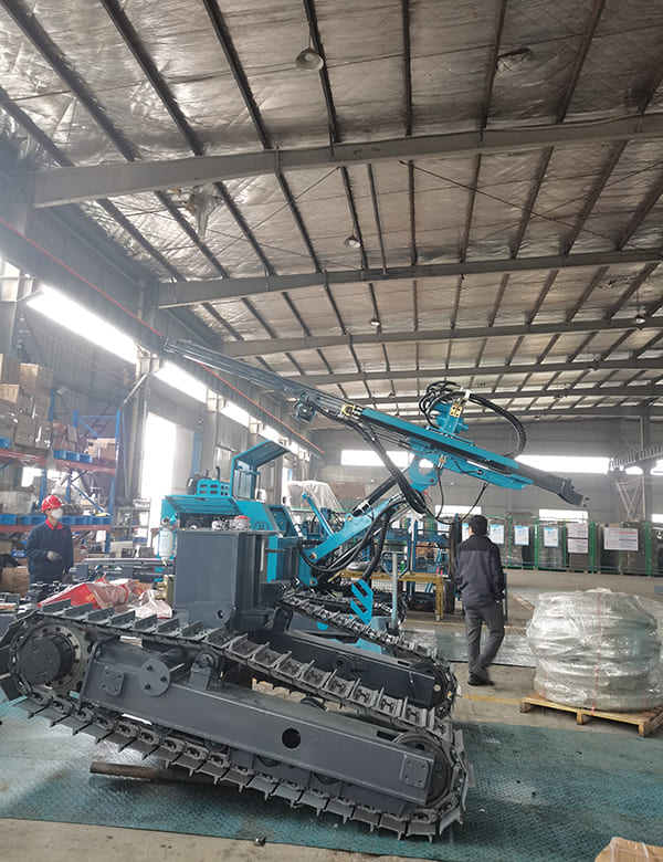 Drill rig DTH type down-the-hole Crawler drilling rig 203mm Borehole drilling machine